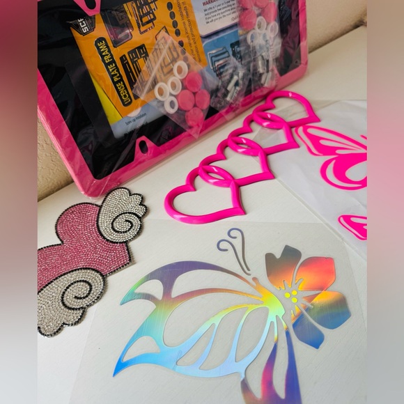 Car accessories!. - Picture 3 of 4